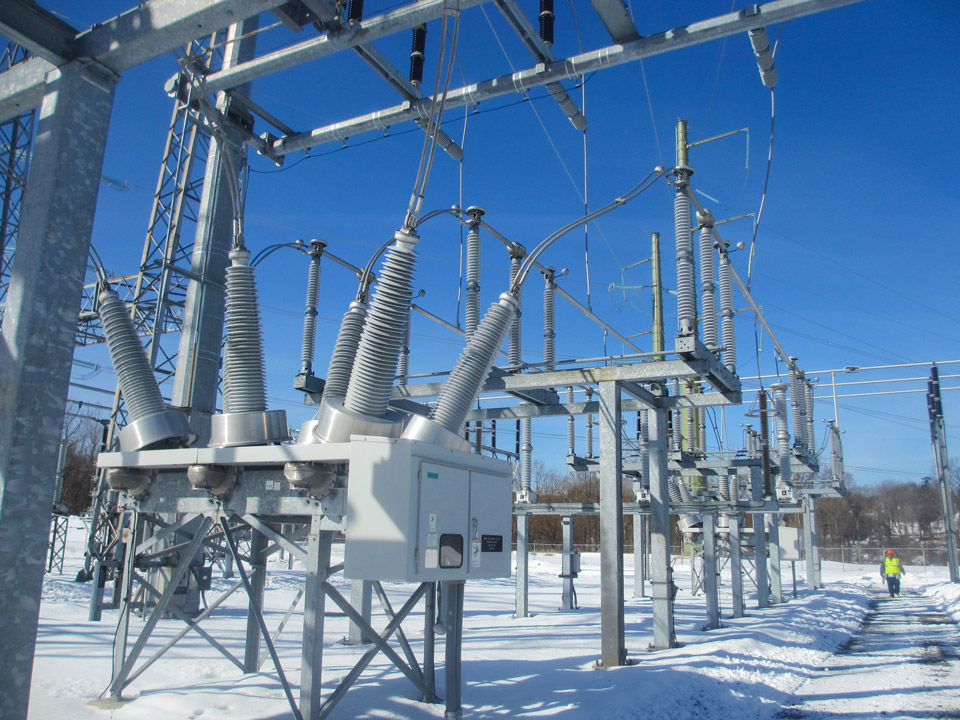 Image of Montville substation, featuring the circuit breaker.